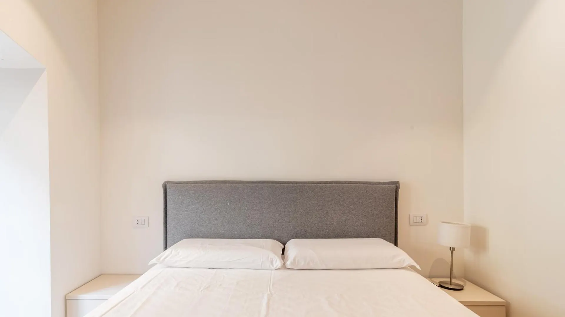 Magnifico Bilocale Porta Venezia Apartment Milan Italy